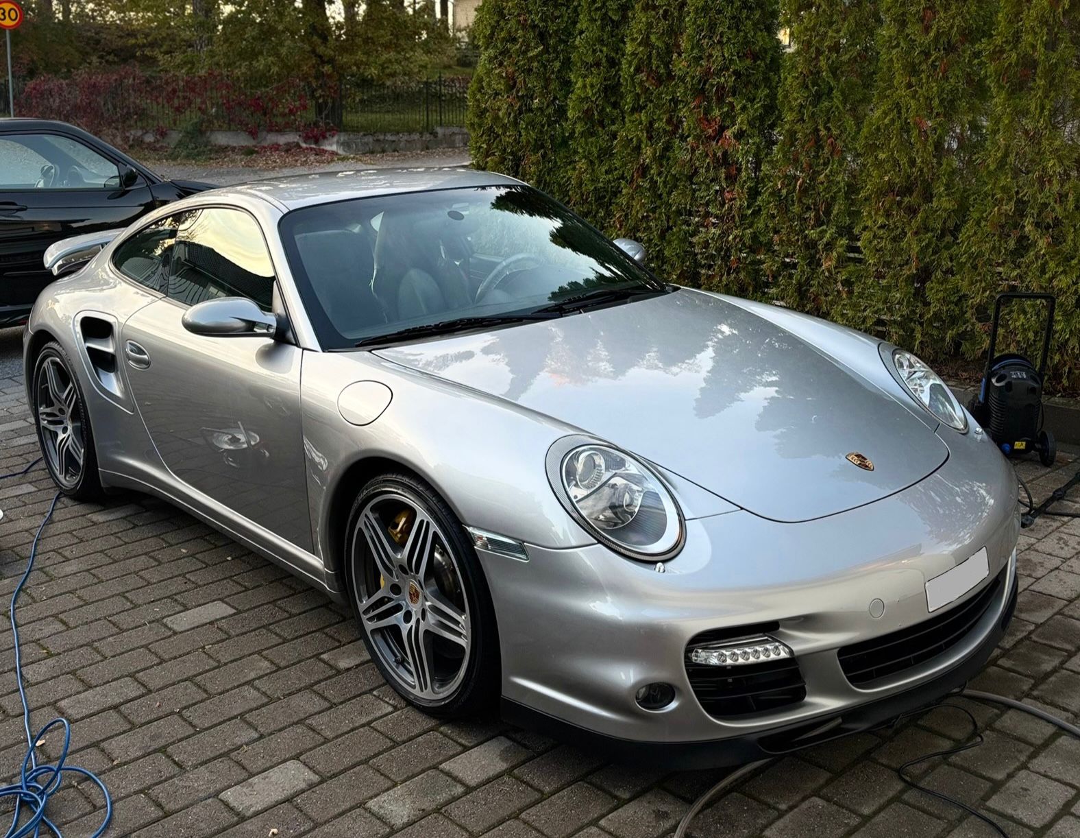 Porsche 911 Turbo silver, kvällsljus